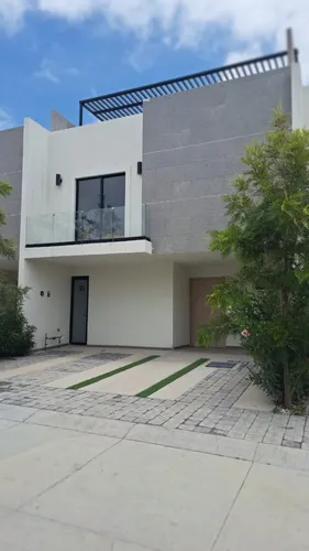 Gran Oportunidad: Hermosa Casa En Lomas De Angelópolis