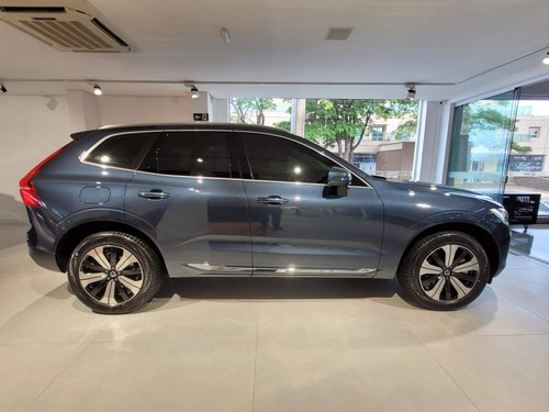 Volvo XC60 2.0 T8 RECHARGE PLUS AWD GEARTRONIC