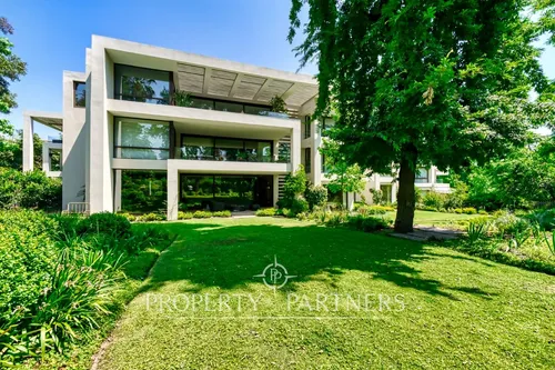 Exclusivo Departamento Con Gran Jardín Del Arquict...