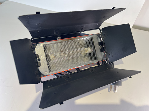 Minipan 1000w 3200 Kelvin Dexel - X2 Unidades - Usados