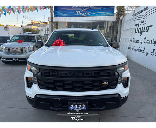 Chevrolet Silverado 5.4 2500 Doble Cabina Ls 4x2 At