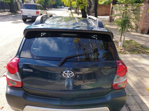 Toyota Etios 1.5 Cross