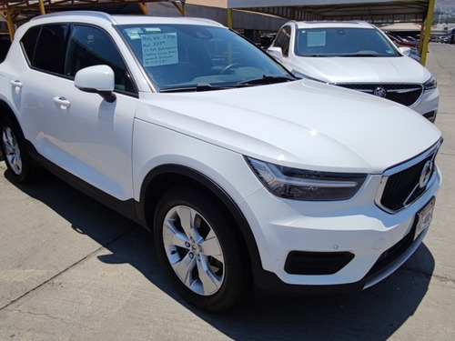 Volvo Volvo Xc 40blanco P Xc40 Momentum Ignite