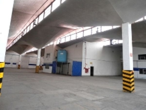 Bodega Independiente De 2830m2, Oficinas En Dos Niveles, Dos Entradas De Trailer