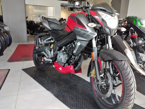 Rouser Ns200
