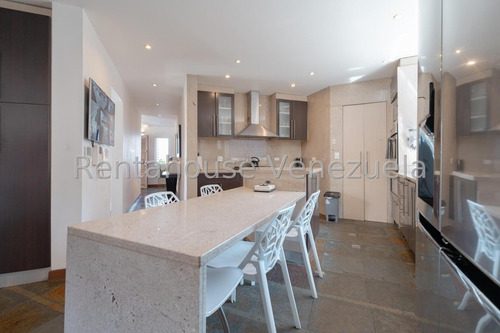 Hermosa Casa De 1 Nivel En Venta Ubicada En La Lagunita Country Club 25-7758