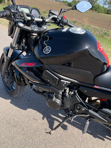 Imagen 3 de 9 de Yamaha Xj6