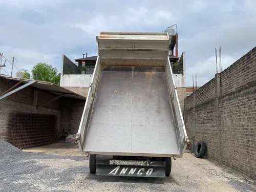 Ford F4000 2018 Con Volcadora