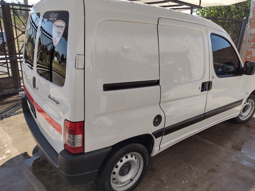 Citroën Berlingo 1.6 Bussines Hdi 92cv Am54 2015