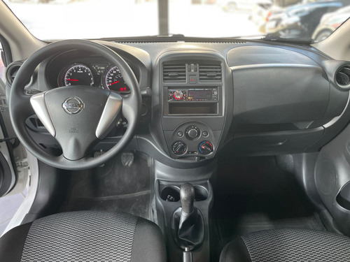 Nissan Versa 1.0 12V FLEX V-DRIVE MANUAL