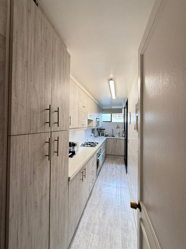 Departamento Remodelado En Venta De 3 Dorm. En Providencia