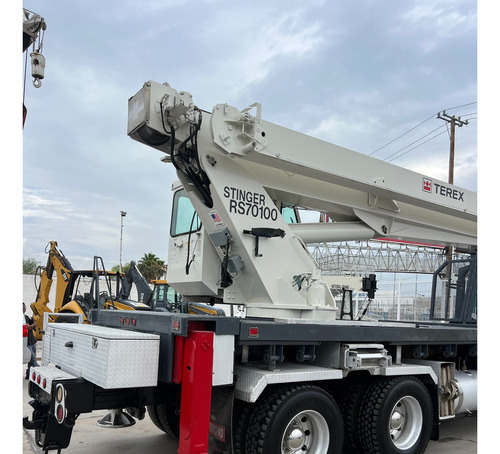 Titan Peterbilt Grua Terex 35 Toneladas 2008
