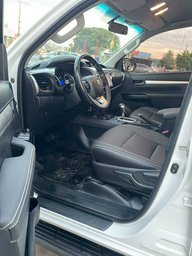 Imagem 9 de 15 de Toyota Hilux 2.8 Sr 4x4 Cd 16v Diesel 4p Automático