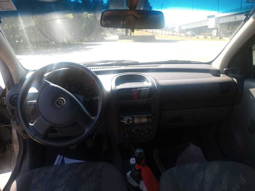 Chevrolet Corsa Sedan 2003 1.8 4p