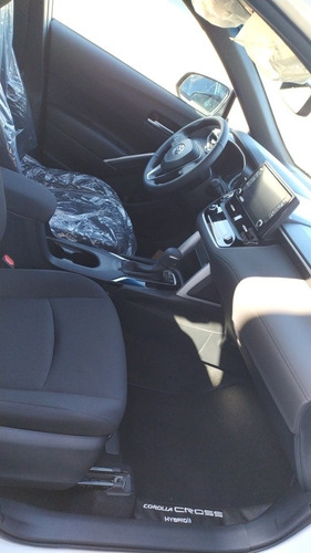 Toyota Corolla Cross Xei Hybrid
