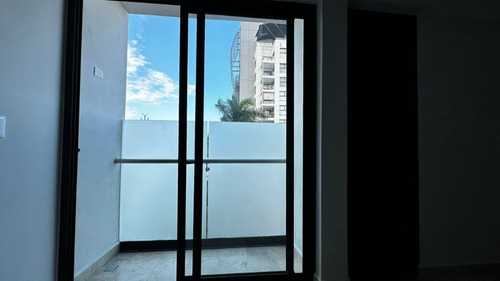 Departamento-estudio En Complejo Vertical, Zona Norte Premium, Mérida. Venta