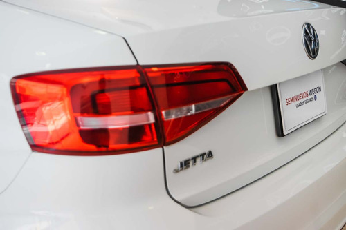 Imagen 14 de 14 de Volkswagen Jetta 2015