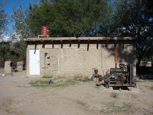 Finca De 5.5 Hectáreas Con Casa De Adobe En Catamarca