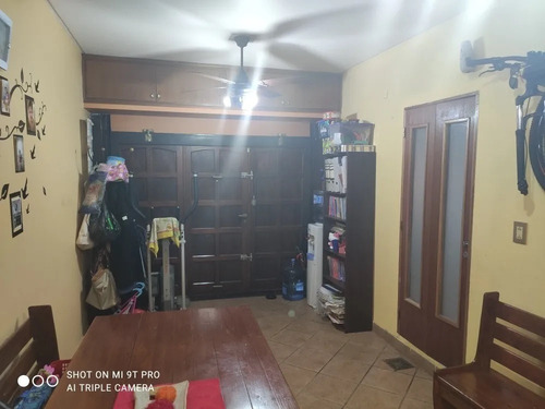 Imagen 7 de 14 de Casa En Venta, Moron Residencial, 4 Ambientes Cochera Parrilla