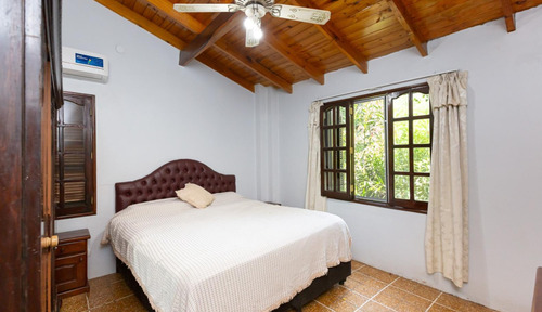 Venta Casa Quinta Con Salón De Eventos En Gral Rodriguez