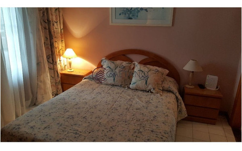 Imagen 12 de 27 de Apartamento De 2 Dormitorios Y 2 Baños A 1 Cuadra De Gorlero, Con Gran Terraza Y Parrillero Propio. - Punta Del Este Peninsula