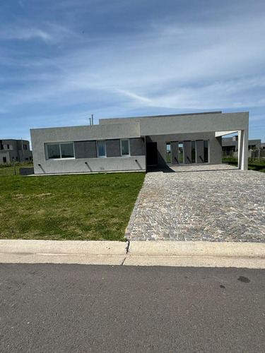 Casa En San Simon