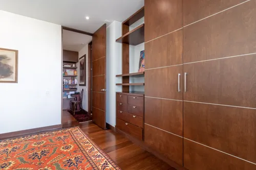Apartamento En Venta En Chicó Oriental. Cod V9743