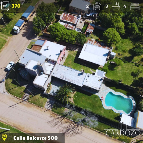 Excelente Casa 7 Ambientes En Venta En Alberdi Pcia Bs As 370m2 Oportunidad