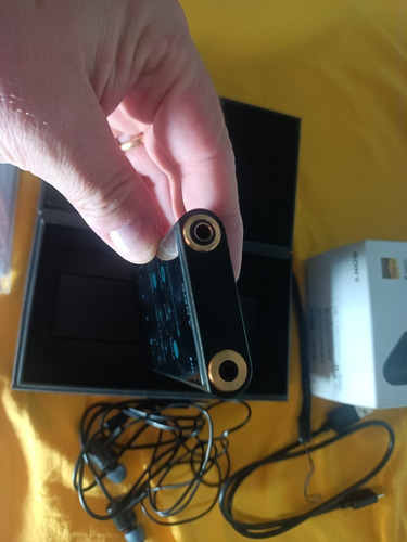 Walkman Sony Nw Zx505 Alta Hi-res Dac Android Novinho Branco (Usado)