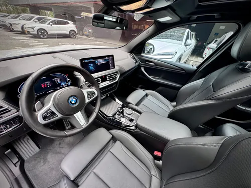 BMW X3 X drive30e ( hibrida)