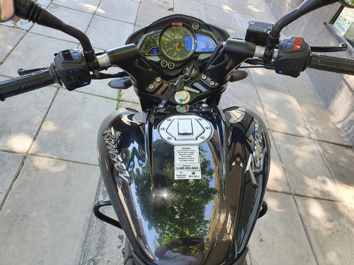 Bajaj Rouser Ns 200 Color Negro Sin Uso 0km Año 2020