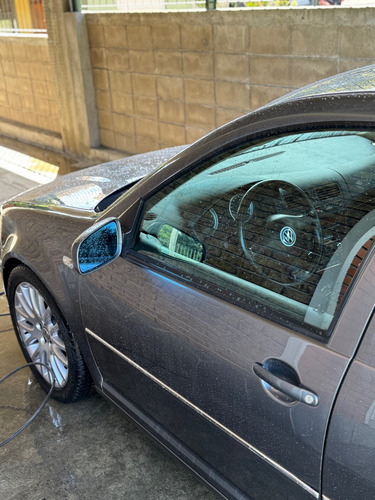 Volkswagen Bora 1.8 T Highline