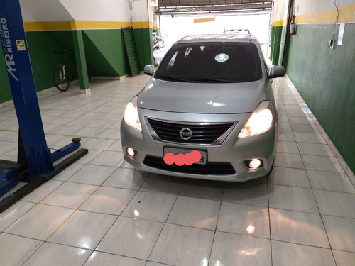 Nissan Versa 2012 1.6 16v S Flex 4p