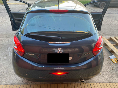 Imagen 10 de 13 de Peugeot 208 2014 1.6 Feline