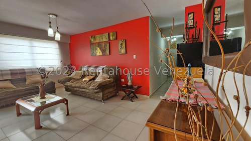  Sp Bello  Apartamento En Alquiler Centro-este De  Barquisimeto  Lara, Venezuela, Selena Pacheco.  3 Dormitorios  2 Baños  137 M² 