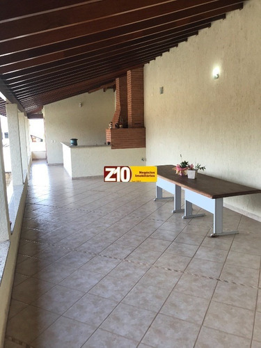 Ch01676 - Terras De Itaici - At 1.000m², Ac 169,17m² - 03 Dormitórios Sendo 02 Suítes Uma Máster Com Closet E Armários, Sala De Tv, Sala De Estar. - Ch01676 - 32045397