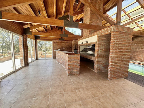 Venta Casa Barrio Cerrado 6 Dormitorios 2 Piscinas Cancha De Football Mansion Oportunidad