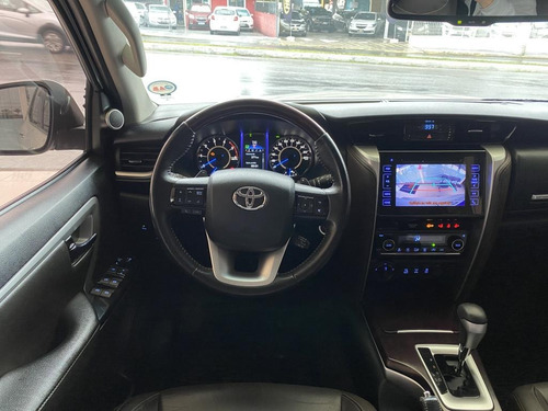 Imagem 8 de 13 de Hilux Sw4 Srx 4x4 2.8 Tdi 16v Dies. Aut.