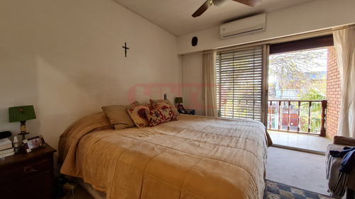 Casa Chalet En Venta 6 Amb Con Patio Y Pileta Olivos Golf