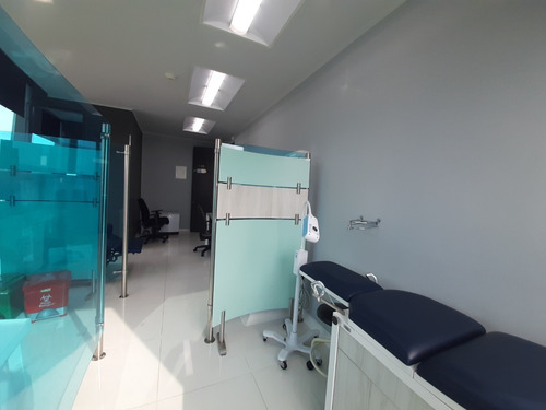 Imagen 11 de 27 de Arrendamiento Consultorios Sector Cable, Manizales Cod: 5107607