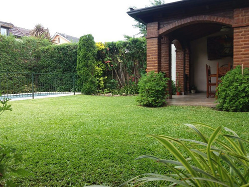 Venta Chalet 6 Amb. En Ciudad Jardín - Of. 4424