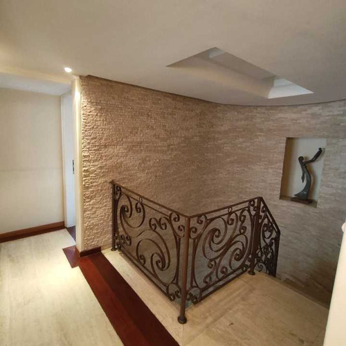 Venta De Ph Duplex En Santa Eduviges Res. La Arbolada