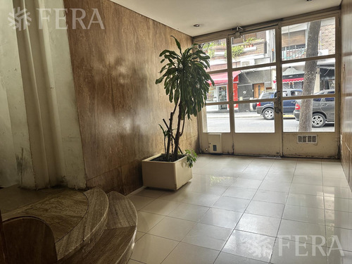 Venta De Departamento De 2 Ambientes Con Balcón En Balvanera