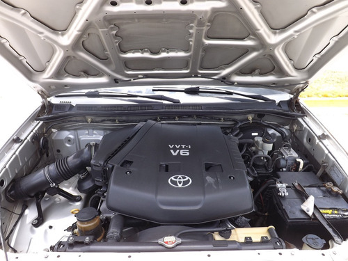 Toyota Fortuner .
