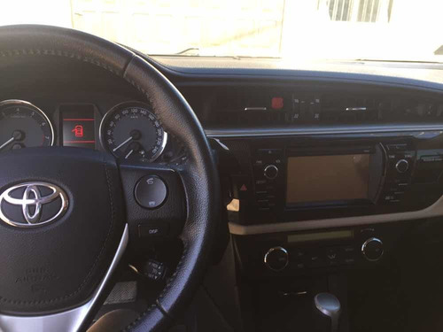 Imagen 14 de 15 de Toyota Corolla 2014 1.8 Se-g Cvt 140cv