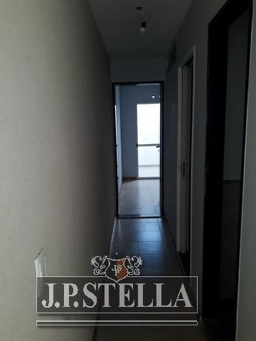 Imagen 20 de 30 de Edificio Galpon Comercial, 4 Dptos 2 Ambientes Y 2 Dptos 3 Ambientes - Venta En Block - Haedo