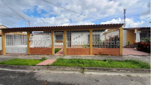 Milagros Inmuebles Casa Venta Cabudare Lara La Morenera Economica Residencial Economico  Rentahouse Codigo Referencia Inmobiliaria N° 23-33355