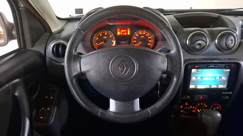 Renault Duster 2.0 DYNAMIQUE MEDIA NAV AT