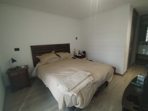 Vive En Amplio Y Semi Nuevo Depto. En Ñuñoa En Venta Uf 7900