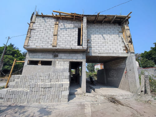 Casa En Preventa En Col. Cuautlixco De Dos Niveles